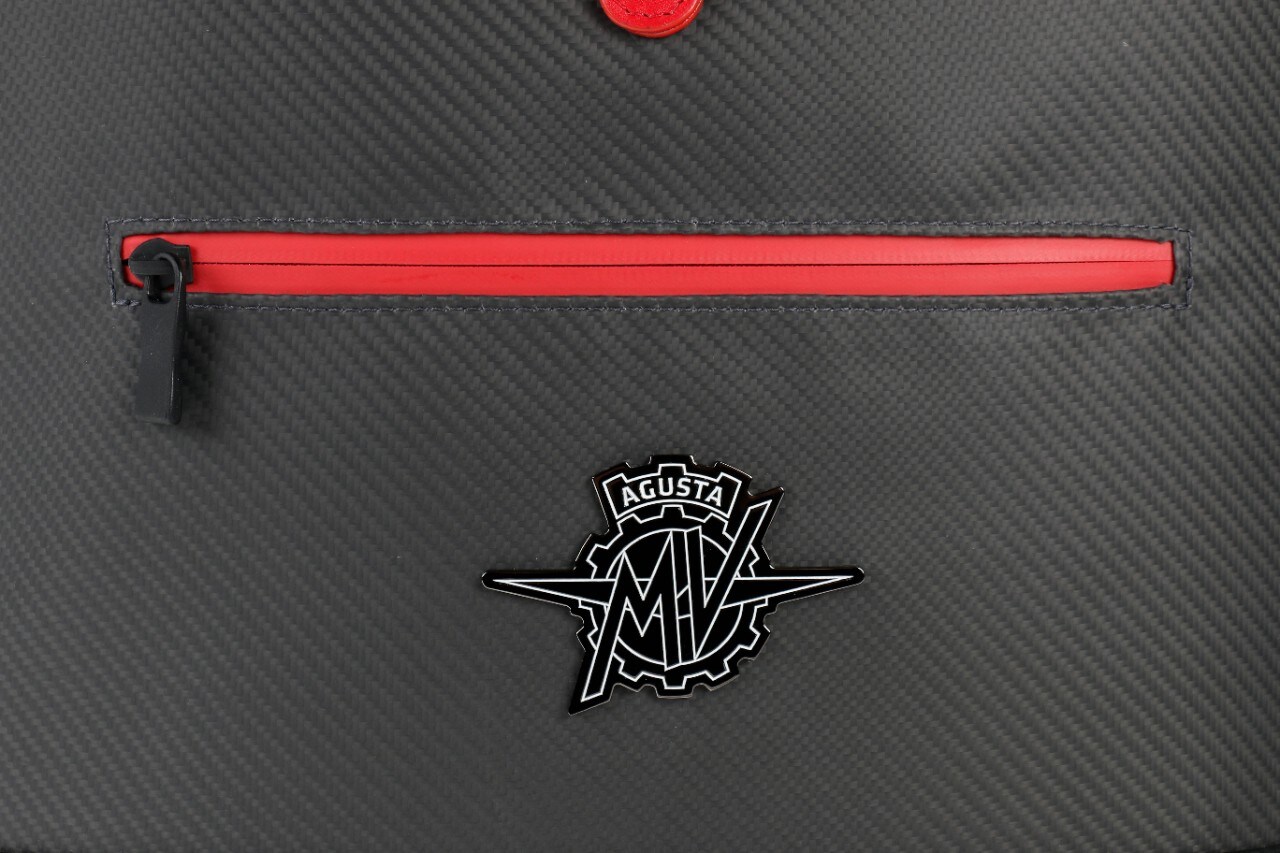 Volare in stile Mv Agusta 